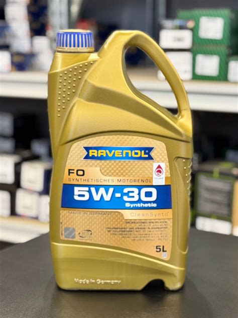 RAVENOL logotipas ir įmonės pastatų nuotrauka