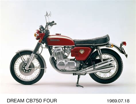 Honda CB 750 variklio schema