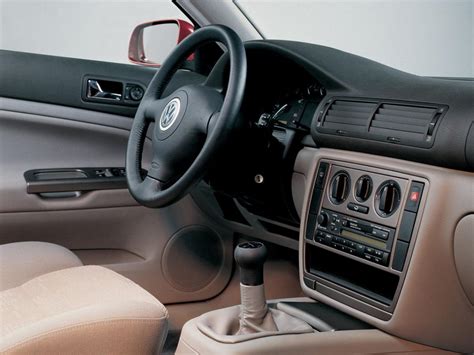 Interior of a Volkswagen Passat B5, highlighting spaciousness and comfort
