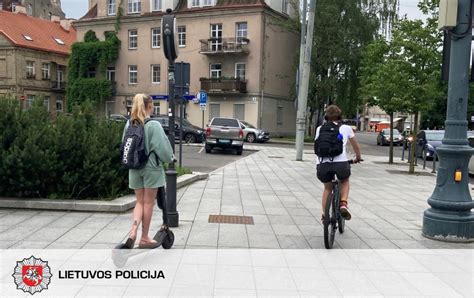 Elektrinio paspirtuko ir eismo taisyklių iliustracija