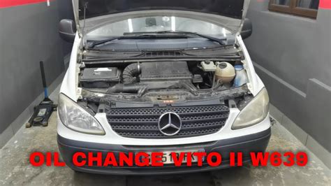 Mercedes-Benz Vito W639 variklio skyrius