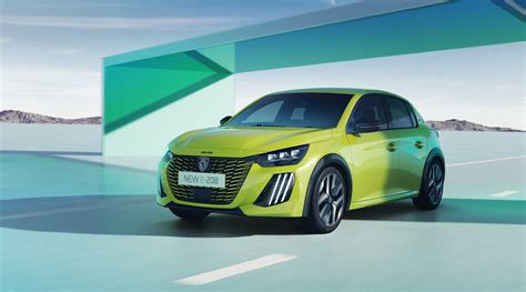 nuotrauka, vaizduojanti „Peugeot 907“ automobilį iš priekio ir šono