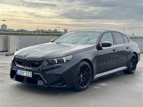 BMW M serijos automobiliai klipo 