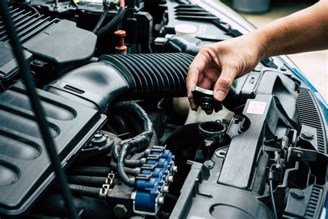 Aušinimo skysčio dėmės po automobiliu