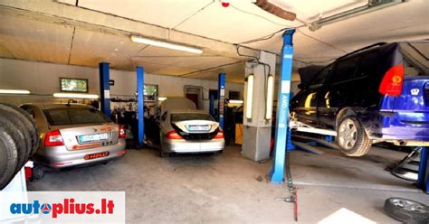 Automobilių remonto procesas autoservise, detalių keitimas