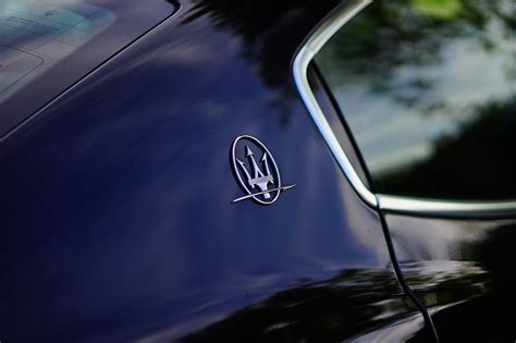 Maserati logotipas