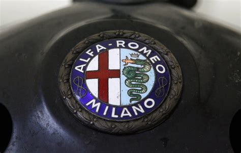 Alfa Romeo logotipas