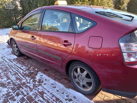 Toyota Prius II (2006 m.) salono nuotrauka