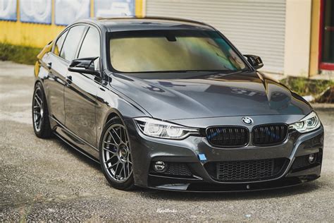 BMW F30 su M-Performance spoileriu