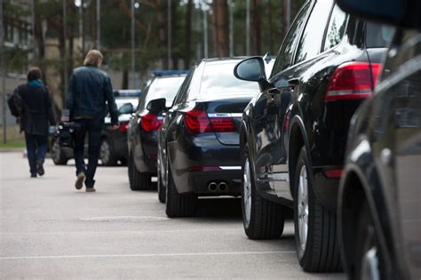Automobilių nuomos verslo rinkodaros strategijų infografika