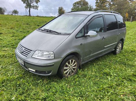VW Sharan 2005 su 96 kW TDI varikliu