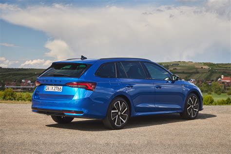 „Škoda Octavia Sportline“ interjero LED apšvietimas