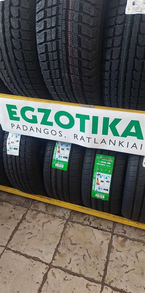 nuotrauka: modernus „Egzotika“ padangų servisas ar parduotuvės vitrina