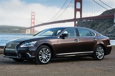 Lexus LS 600h automobilio nuotrauka
