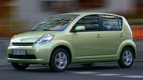 Daihatsu Sirion 1.3 4WD važiuoklės schema