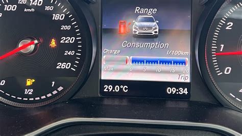 Automobilio borto kompiuteris rodantis kuro sąnaudas