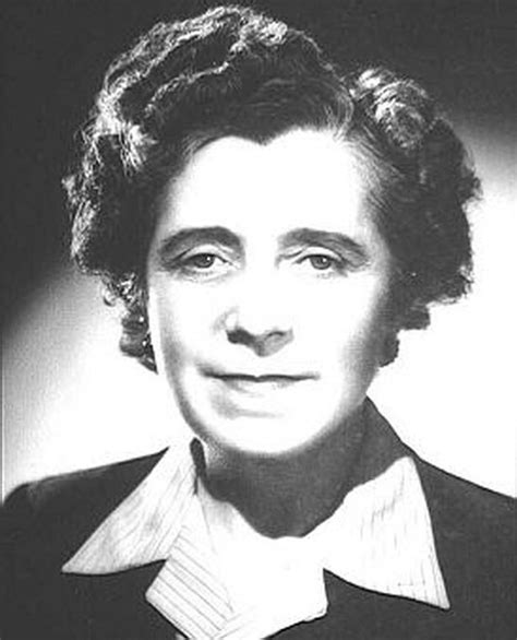 Dorothee Pullinger prie 