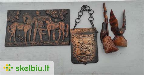 Kolekcinis senovinio sraigtasparnio modelis iš medžio ir metalo