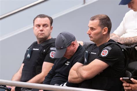Teisėsaugos posėdis teismo salėje