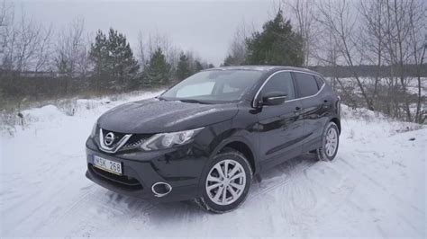 Nissan Qashqai pirmos kartos interjero ir eksterjero nuotraukos