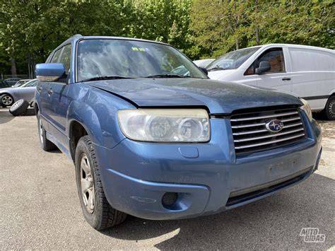 Infografika: Subaru Forester dalys ir jų paskirtis