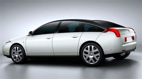 Citroën C6 elegantiškas eksterjeras ir siluetas