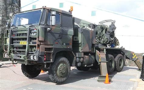 Nyderlandų kariuomenės sunkvežimis DAF YBZ-3300 (Joost J. Bakker, Wikimedia(CC BY 2.0))