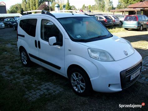 Thematic photo of Fiat Fiorino III Qubo Dynamic on a city street
