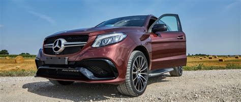 Teminė Mercedes-Benz R klasės automobilio nuotrauka