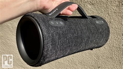 Tematinė nuotrauka su Sony SRS-XG300 garsiakalbiu gamtoje