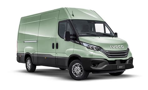 Rūdžių pažeisti „Iveco Daily“ vyriai