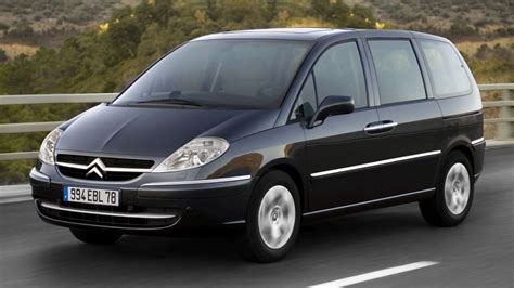 Teminė nuotrauka: Citroen C8 su valytuvais