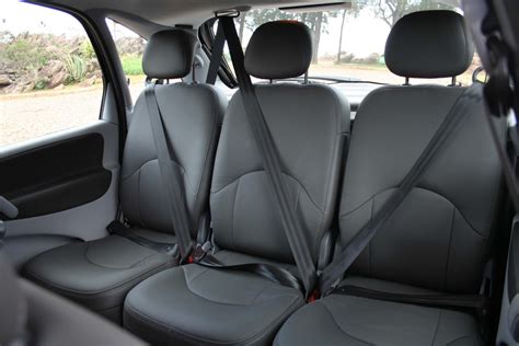 Pavyzdys sėdynių užvalkalų variantų, pritaikytų Citroën Xsara Picasso