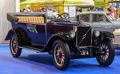 Pirmasis Volvo automobilis ÖV 4