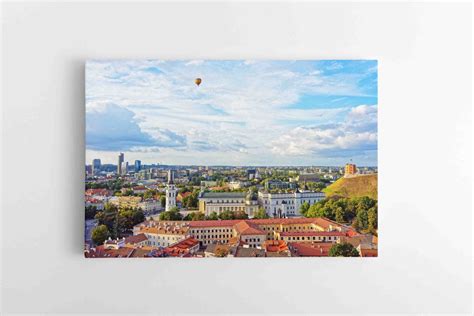 Vilniaus miesto panorama su Gedimino pilimi ir Katedra