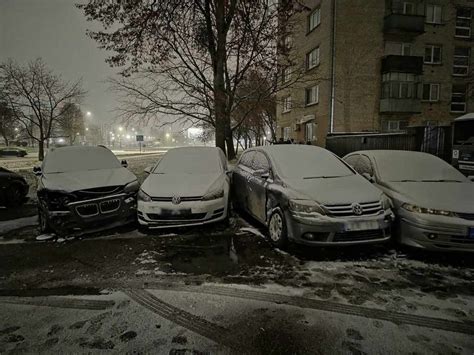 automobilvežis, gabenantis kelis automobilius
