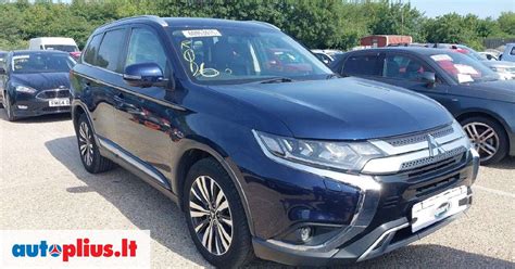 Mitsubishi Colt, Outlander ir Lancer modelių nuotraukos