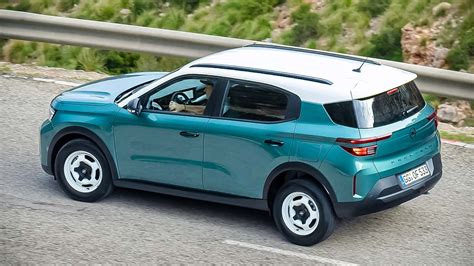Opel Frontera 2024 modelio nuotrauka