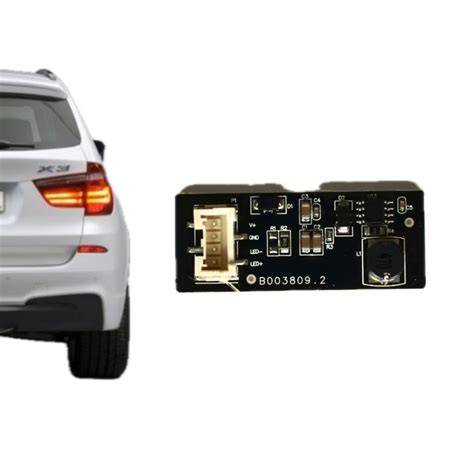 Galinio žibinto išvaizda ir įterpta kairė pusė BMW X3 G01 variantai