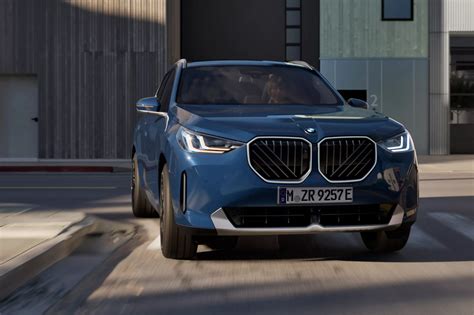 Žemėlapis su didinamuoju pavyzdžiu - BMW modelių žibintų kilmės variantai