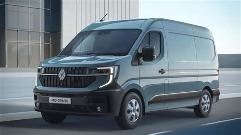 Renault Master III ir IV kartų palyginimas (iliustracija)
