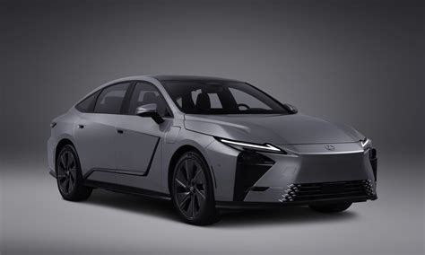 Lexus ES interjeras su dideliu ekranu