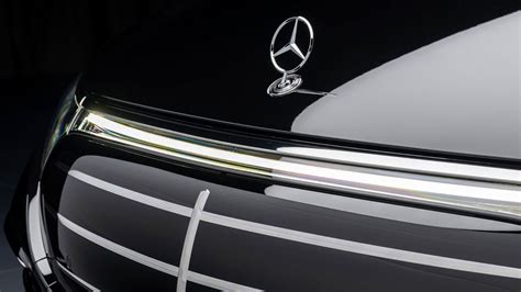 Mercedes-Benz logotipų evoliucija