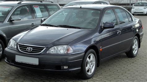 Toyota Avensis T22 sedano vizualizacija