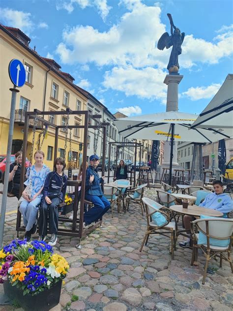 Teminė nuotrauka su Užupio gatvės fragmentu ir Vilnelės upe