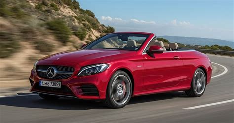 Mercedes-Benz B klasės salono išdėstymas ir patogumas