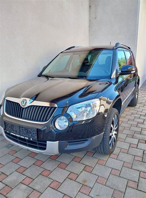 Škoda Yeti interjero nuotrauka, demonstruojanti erdvumą ir sėdynių konfigūravimo galimybes