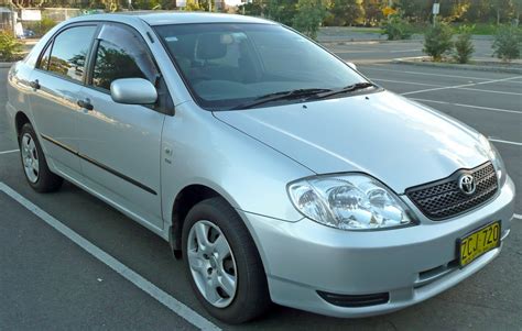 Toyota Corolla 2003 modelio (E120/E130) automobilio interjero nuotrauka