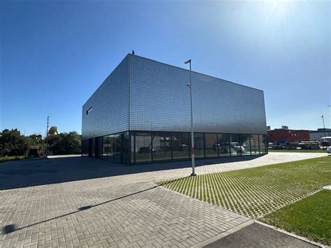 Vairavimo egzaminų centro pastatas Lenkijoje
