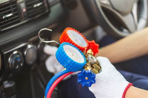 Diagnostinės įrangos prijungimo prie automobilio nuotrauka